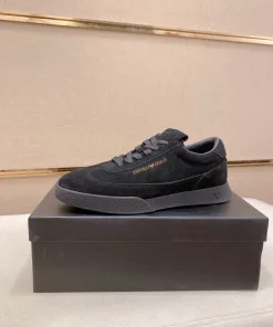 Hochwertige Armani Lederschuhe neue Modelle sind jetzt Boutiquen