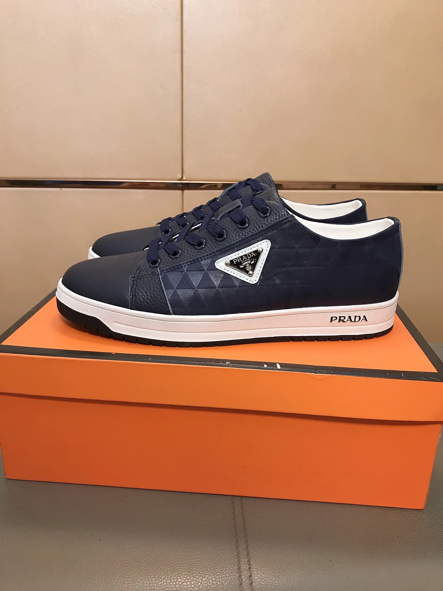 Prada Herren Freizeitsportschuhe