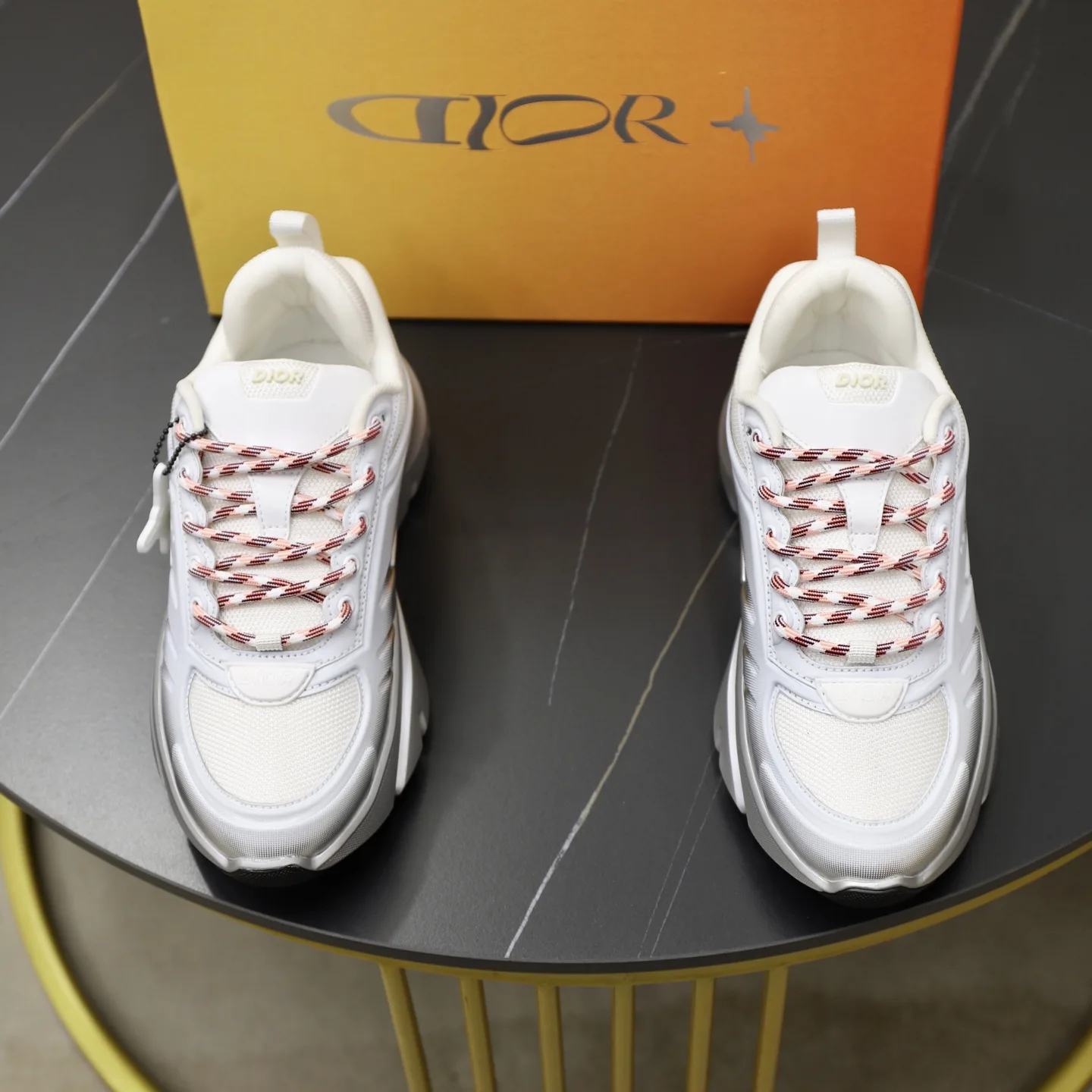 Premium Dior Laufschuhe Innenfutter besteht farblich passend zu einem