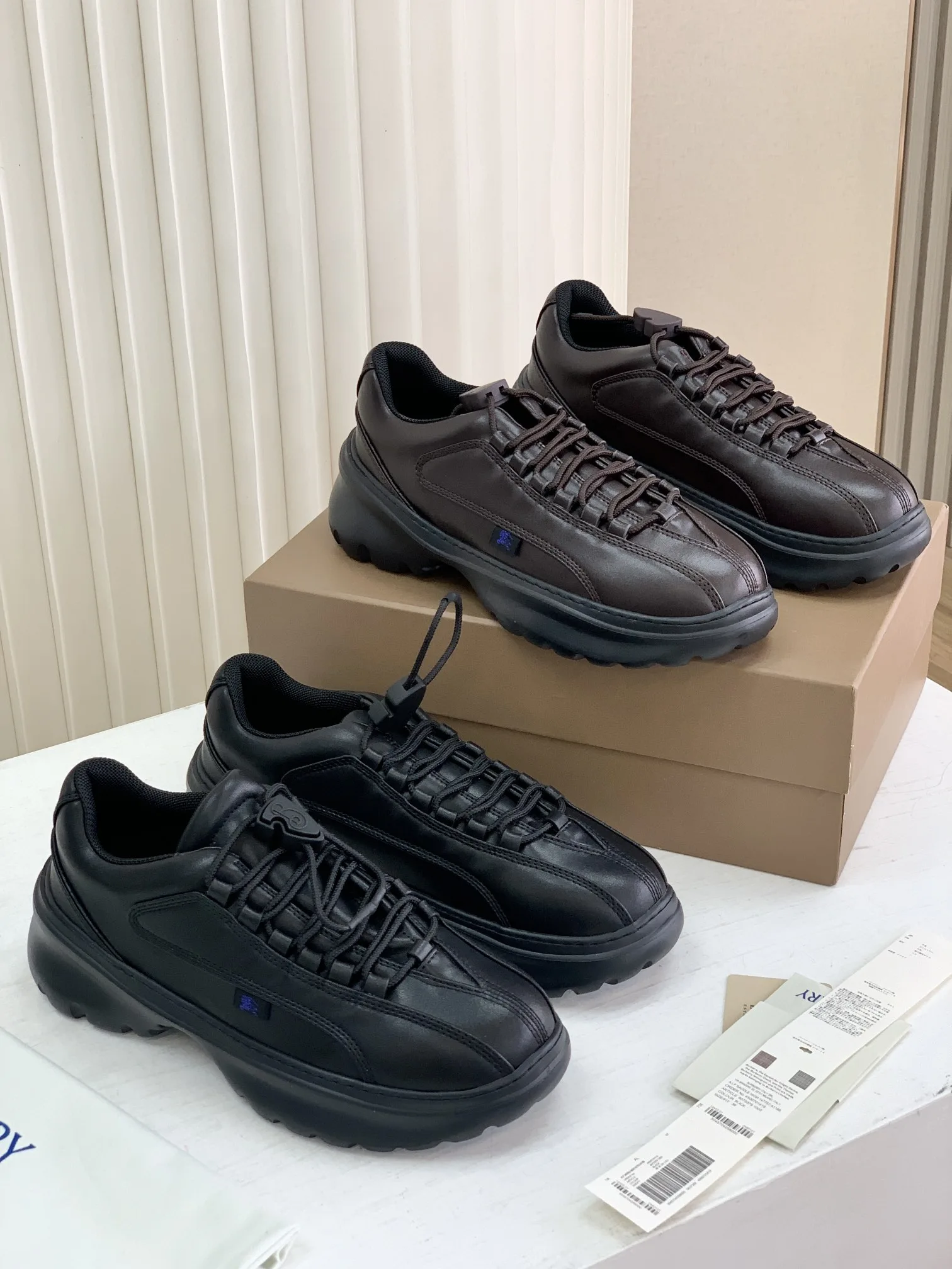 Premium Burberry Turnschuhe hergestellt identisch original neuestes Modell