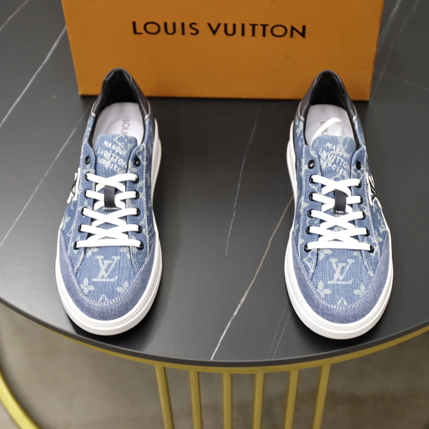 Premium Louis Vuitton Turnschuhe LOUIS VUITTON Original Monogram komfortabel