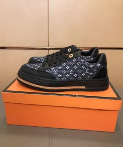 Premium Louis Vuitton HerrenFreizeitschuhe Lässige Schuhe absolutes Obermaterial besteht