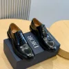 Premium Dior Slipper Lederschuhe Dior Diese verkörpern mühelose Eleganz