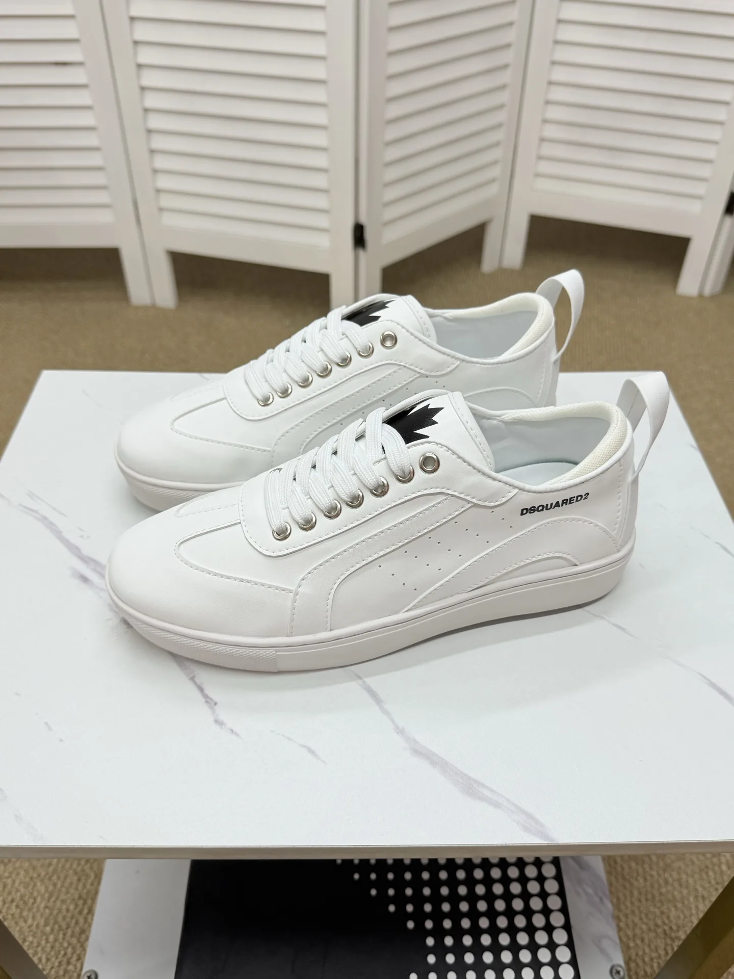 Luxus Dsquared Turnschuhe Lässige Sportschuhe sind jetzt fertig