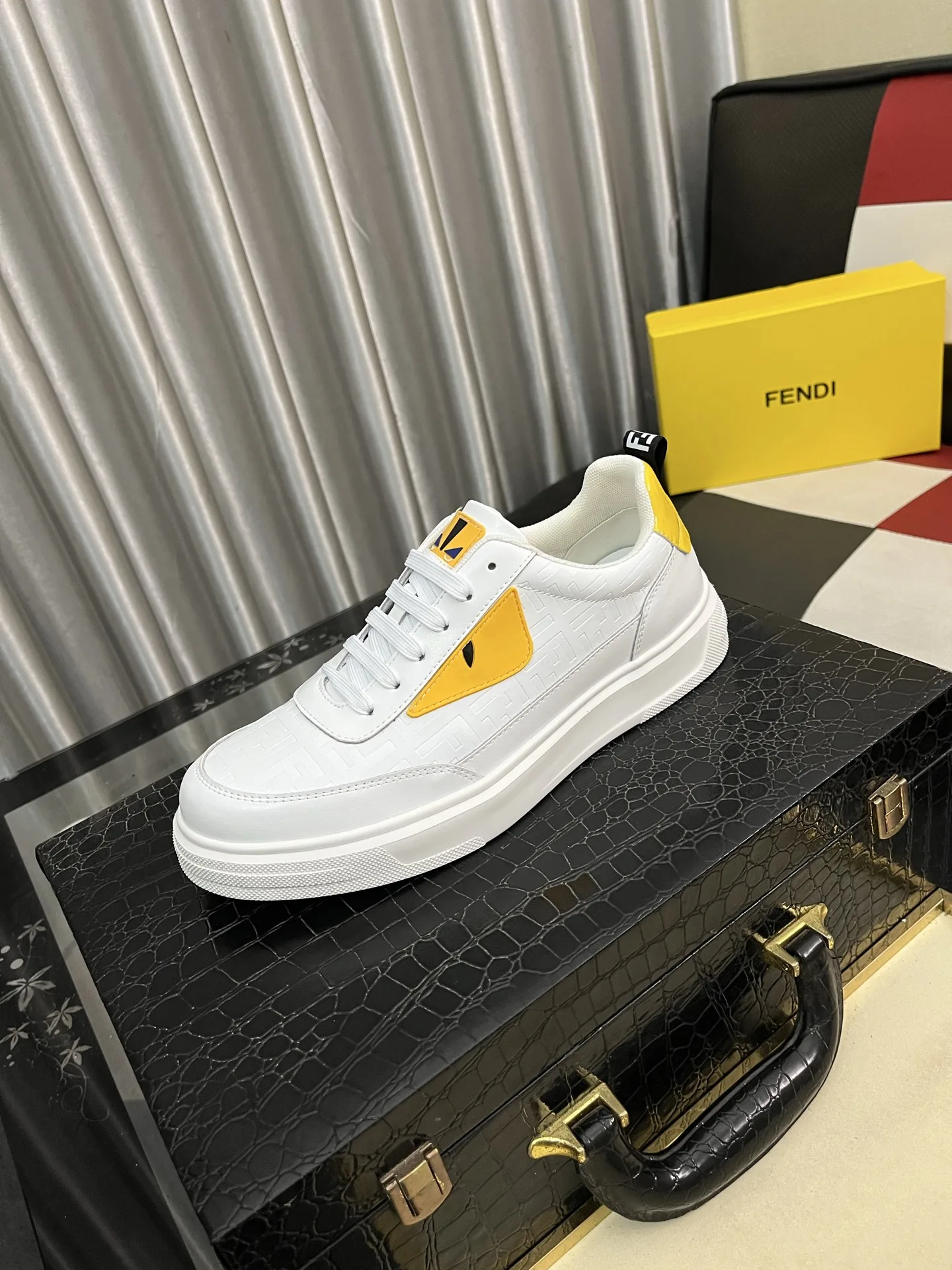 Premium Fendi Sport- und Freizeitschuhe