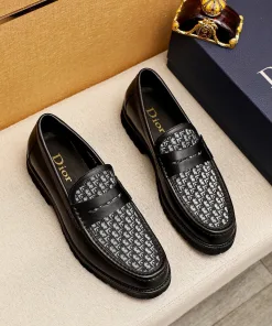 Hochwertige Dior Lederschuhe Freizeitschuhe aus Leder Dior Freizeitschuhe Leder Fällt normal