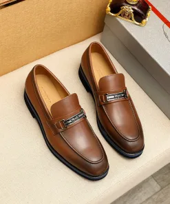 Luxus Prada Lederschuhe Freizeitschuhe aus Leder importiertes Kalbsleder edlen Futter wassergefärbtem