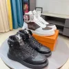 Luxuriöse Louis Vuitton Freizeitschuhe mit hohem Schaft