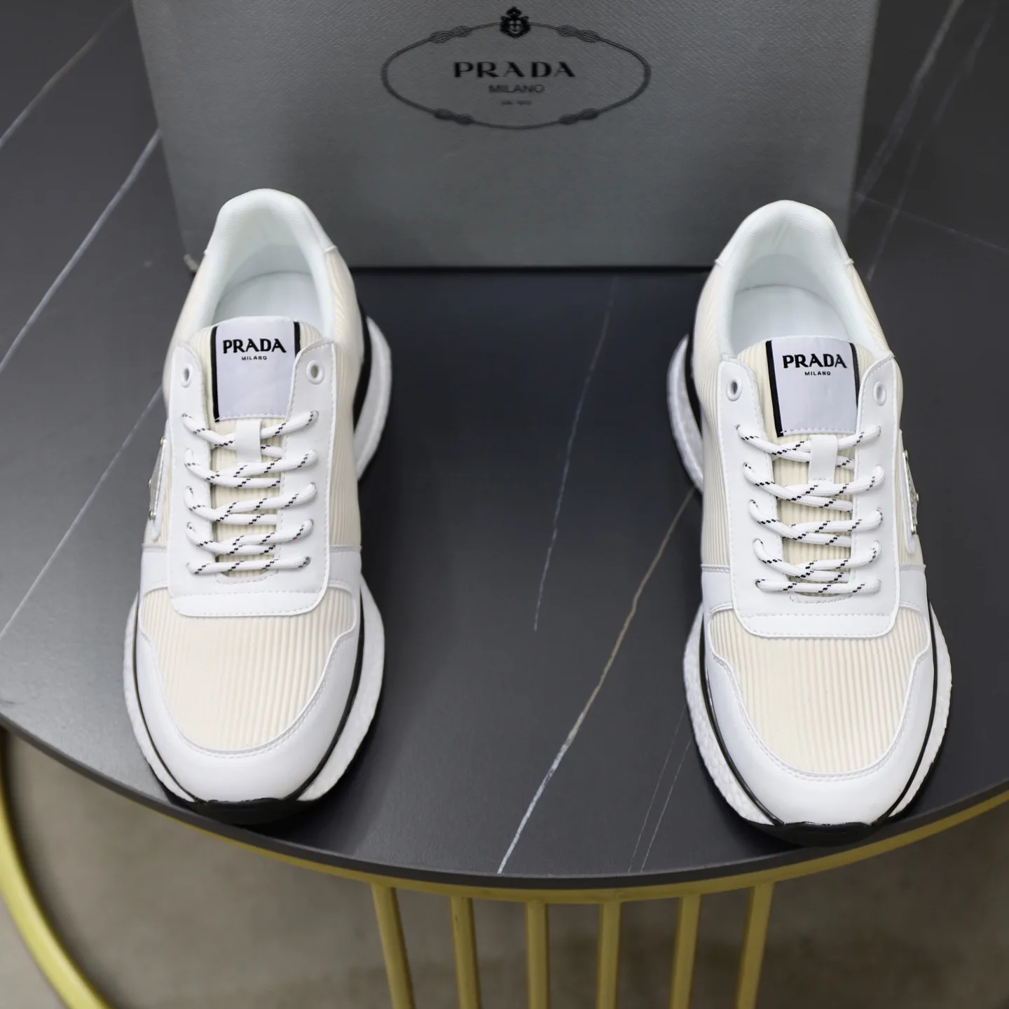 Hohe Qualität Prada Turnschuhe offizielle Website komfortables atmungsaktives abriebfeste