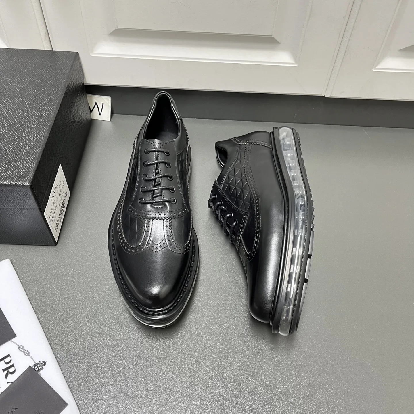 Luxus Prada Lederschuhe Freizeitschuhe aus Leder Prada Leder jetzt Diese Schuhe