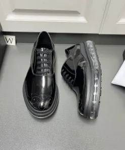 Luxus Prada OxfordSchuhe Lederschuhe Freizeitschuhe aus Leder Neue Prada Leder jetzt Diese