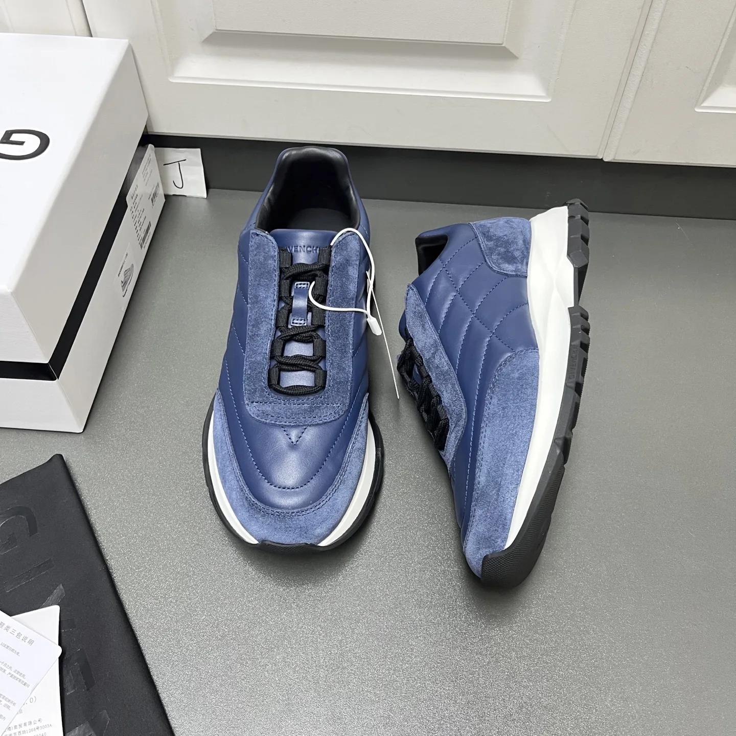 Premium Givenchy Lederschuhe Givenchy Sneaker Leder Jetzt Diese