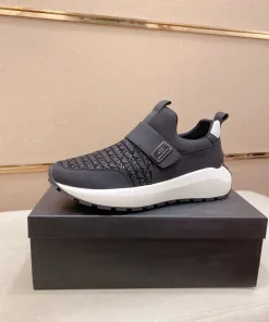 Hochwertige Armani Lederschuhe Vergleiche Bestseller Hongkonger Echtheitsprüfung ausgezeichnet