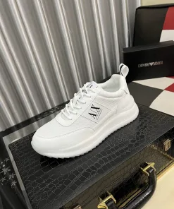 Luxuriöse Armani HerrenSneaker Turnschuhe