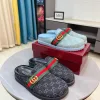 Hochwertige Gucci Hausschuhe Sommerpantoffeln mit klassischem, einzigartigem unverwechselbarem Design